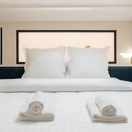 Daire Stylish Duplex For 4 In Bastille *